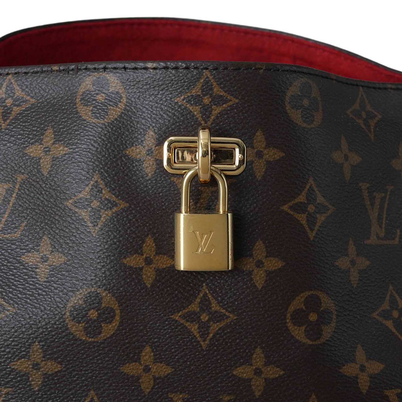 LOUIS VUITTON(USED)루이비통 모노그램 가이아 숄더백